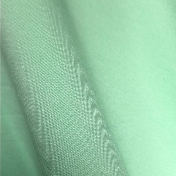 NWT Athleisure top - Picture 3 of 3